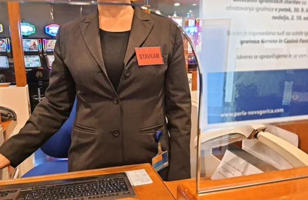 V vodstvu Hita pravijo, da zahteve  SIDS vodijo v poslovni izid z izgubo. Če ne bo dogovora, bodo ta vikend stavkali tudi 
v Kranjski Gori.
