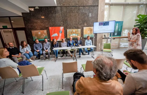Slovenski raziskovalci prvi na svetu v toči na&scaron;li mikroplastiko