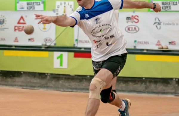 Marko Švara je za kraško moštvo v Poreču prispeval štiri točke, vsi 
ostali soigralci pa zgolj eno.