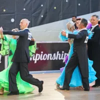 Plesalci preplavili Istro