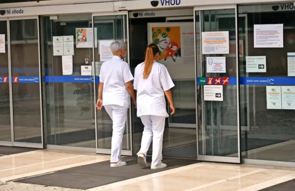 Predlog sprememb proračuna za leto 2023 zdravstvu prinaša 
dodatnih 400 milijonov evrov.