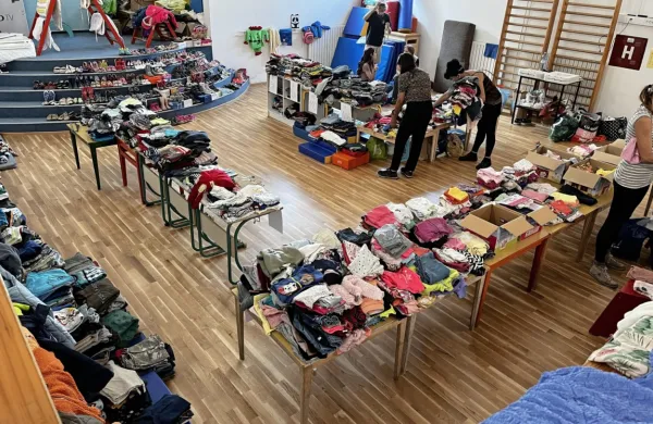 Lions club Koper-Capodistria ponovno z akcijo Podarimo si otro&scaron;ka oblačila