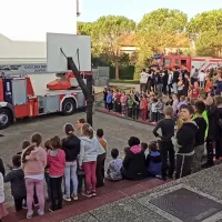 Vaja uspela, gasilci re&scaron;ili otroke in ravnateljico