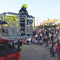 Vaja uspela, gasilci re&scaron;ili otroke in ravnateljico