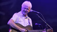 Andrej &Scaron;ifrer bo svojih 70 let drevi z občinstvom praznoval na &Scaron;elestenjih