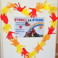 V vrtcih in &scaron;olah cingljajo kovančki upanja za Urbana