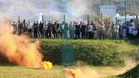 Med obalnim derbijem  so  imeli  policisti  veliko dela  tudi  z  
domačimi  navijači.   