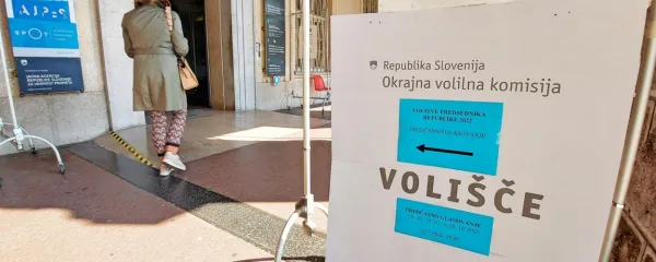 Slovenska politika se &scaron;e lahko pobere