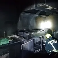 Koprski  gasilci  so  v  petek  posredovali  v  gostinskem  lokalu  na  
Markovcu.