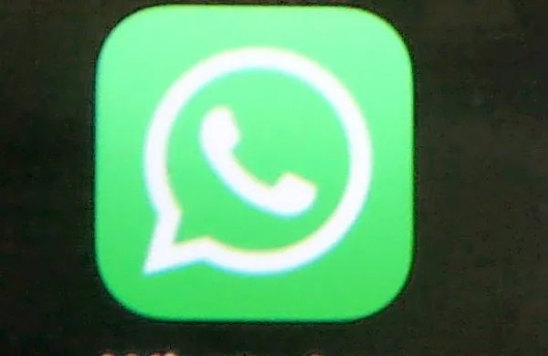 Delovanje priljubljene aplikacije za izmenjavo sporočil WhatsApp 
je danes moteno, tudi v Sloveniji. 