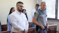 Obramba  Hristijana Bozova (levo), obsojenega na  18  let  zapora,  je  
že  napovedala  pritožbo. 