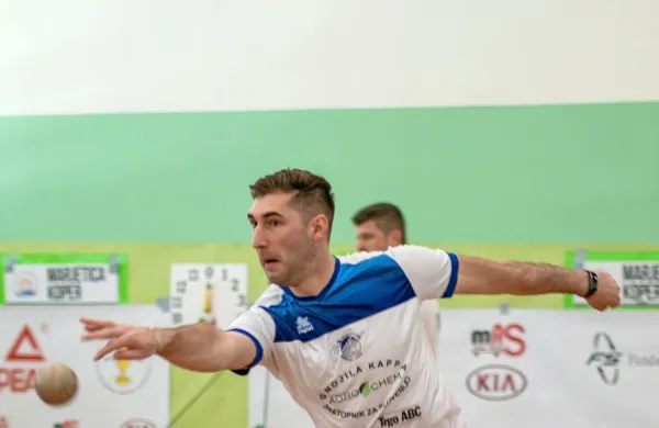Marko Švara