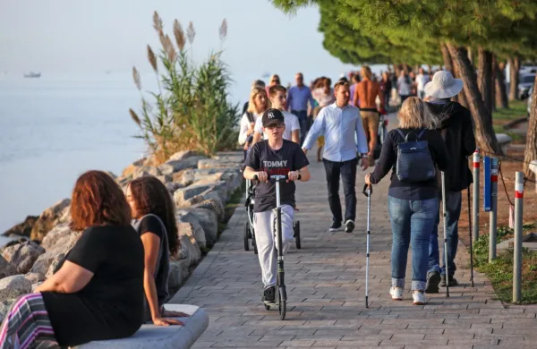 Letošnji oktober je bil po doslej zbranih, a še ne dokončnih 
podatkih agencije za okolje najtoplejši vsaj od leta 1950.

