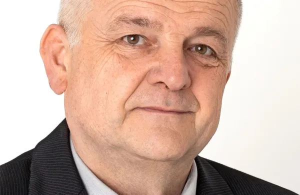 Robert Kavčič