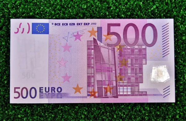 V Kopru na&scaron;li ponarejen petstotak