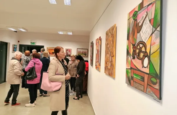 V Mirnu razstava ob jubileju upokojencev