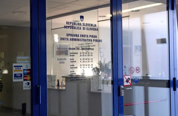 Na piranski upravni enoti je včeraj prišlo do incidenta.