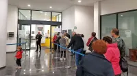 Takšna vrsta je bila včeraj dopoldne na predčasnem glasovanju v Kopru.  