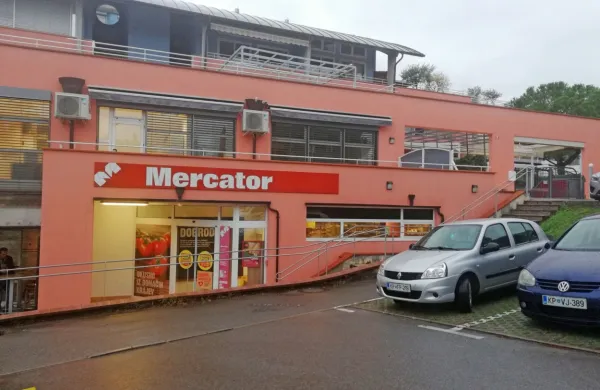 V Mercatorju poslej brez mesarja