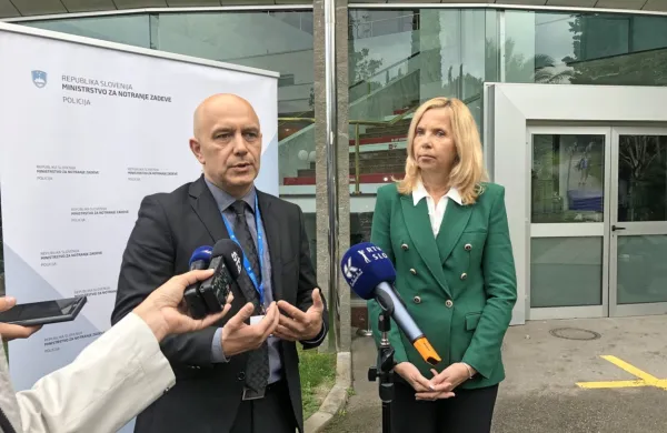 Notranja ministrica Tatjana Bobnar  in v. d. generalnega direktorja policije Boštjan Lindav sta poudarila, da 
je izmenjava podatkov ključna v boju proti  organiziranemu kriminalu tihotapskih združb.        