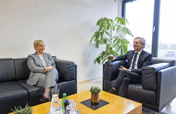 Premier Robert Golob se je danes srečal z novoizvoljeno predsednico republike Natašo Pirc Musar. 