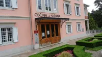 V vili Mirasasso  bo naslednja štiri leta uradoval nov župan. 