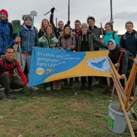 Prostovoljci iz vse Slovenije so oživljali Kras