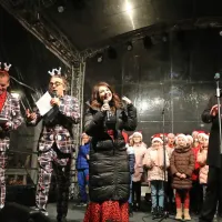 Praznične lučke v Kopru zažarele v družbi Cristine D'Avena