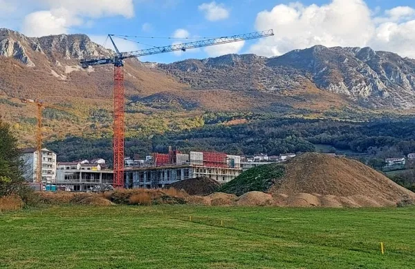 Začeli bodo opremljati Ribnik II