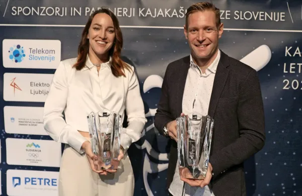 Anja Osterman in Benjamin Savšek sta športnika leta Kajakaške 
zveze Slovenije.	