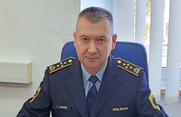  Policijsko upravo Koper vodi direktor Igor Jadrič.