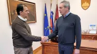Odhajajoči sežanski župan na srečanje povabil bodočega