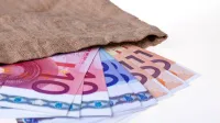 Vsak evro &scaron;teje, solidarnost pa največ