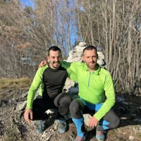 Erik Rolih (levo) in Marko Žužek sta se 17-krat zapored povzpela na 
vrh Kozleka.