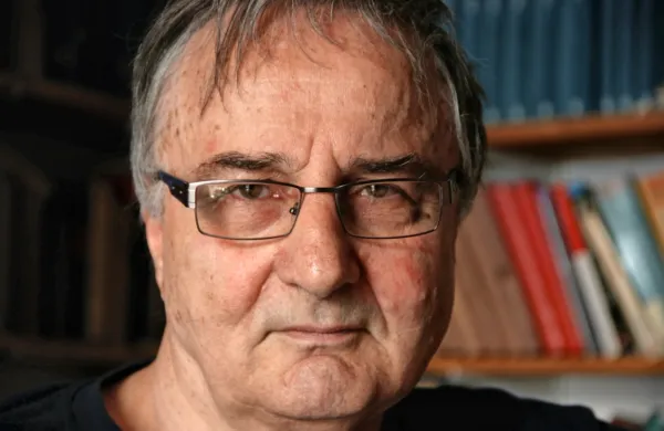 Naj živi Kralj - poslej v knjigah