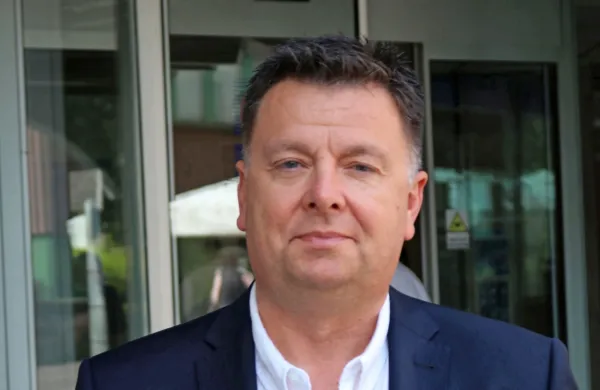 Novemu predsedniku novogoriške obrtno-podjetniške zbornice 
Primožu Černicu ne manjka izkušenj z delom zbornice in za njo.