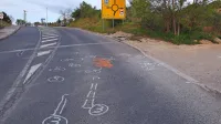 Izvedenec  je    pojasnil, da  se  je  nesreča  zgodila, ker  je  voznik  avta, 
ki je  zavijal  levo,    spregledal  motorista.