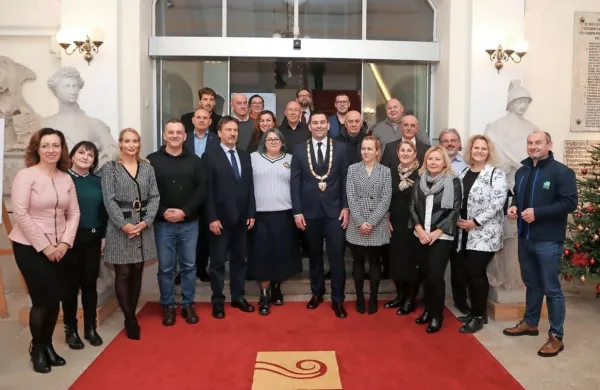 Andrej Korenika, novi piranski župan, in občinski svetniki so tudi 
uradno nastopili štiriletni mandat. 