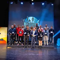 Skupinska slika dobitnikov priznanj na prireditvi Naš športnik 
2022.