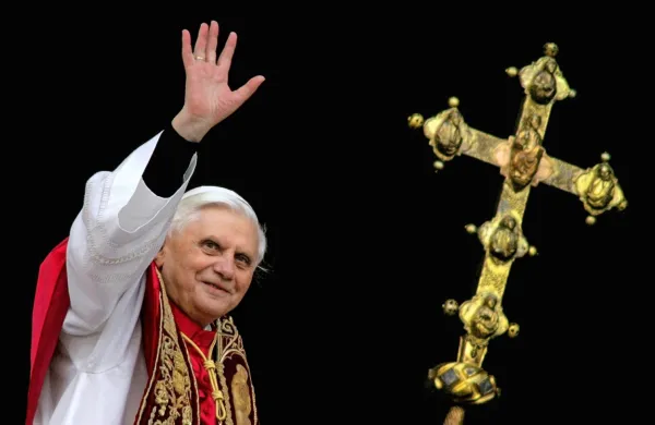 Benedikt XVI
