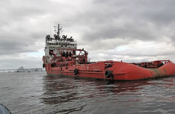 Italija ladji s 113 migranti na krovu dovolila pristanek v oddaljeni Ravenni