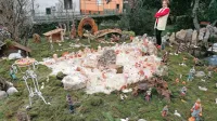 Olga Srebrnič je ponosna na svoje jaslice, ki so vsako leto 
drugačne in bolj bogate.   