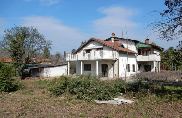 Po zapletih zaradi denarja, ki ga je prejšnja koalicija umaknila z rebalansom, so podpisali pogodbo z gradbincem, objekt na Erjavčevi 39 bodo 
prihodnje leto prenovili v dnevni center in stanovanjsko skupnost, ki je na Goriškem novost.  