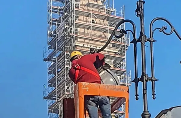 Piranska svetilka znova sveti
