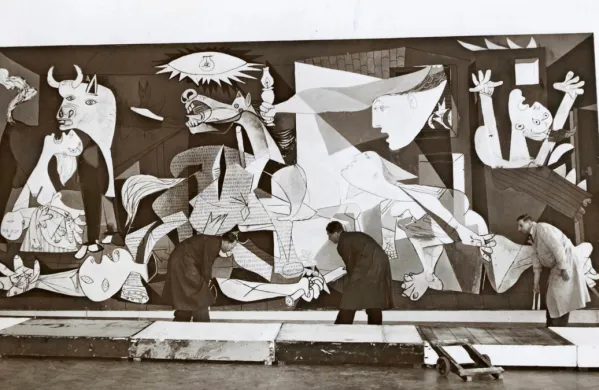  Velika Guernica iz leta 1937 ostaja sinonim za trpljenje civilnega prebivalstva v španski državljanski vojni in  najslavnejša protivojna slika na svetu. 