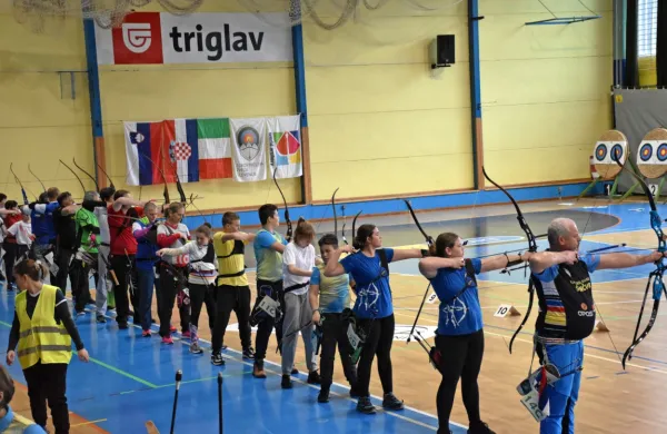 Na predzadnji tekmi dvoranskega pokala je tekmovalo 197 
lokostrelcev.