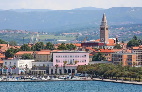 Do konca meseca rok za pav&scaron;alno turistično takso