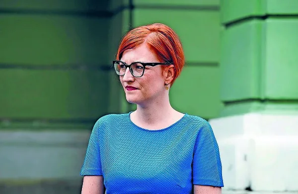 V NSi so po odločitvi vlade o združitvi Muzeja slovenske osamosvojitve in Muzeja novejše zgodovine Slovenije začeli pripravo 
interpelacije zoper ministrico za kulturo Asto Vrečko.