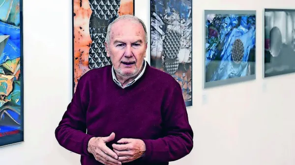 Danilo Jejčič se je uveljavil kot grafik, v tem tisočletju pa se 
posveča predvsem umetniški  fotografiji.  