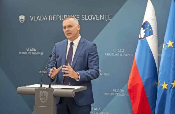 Minister za okolje, podnebje in energijo Bojan Kumer